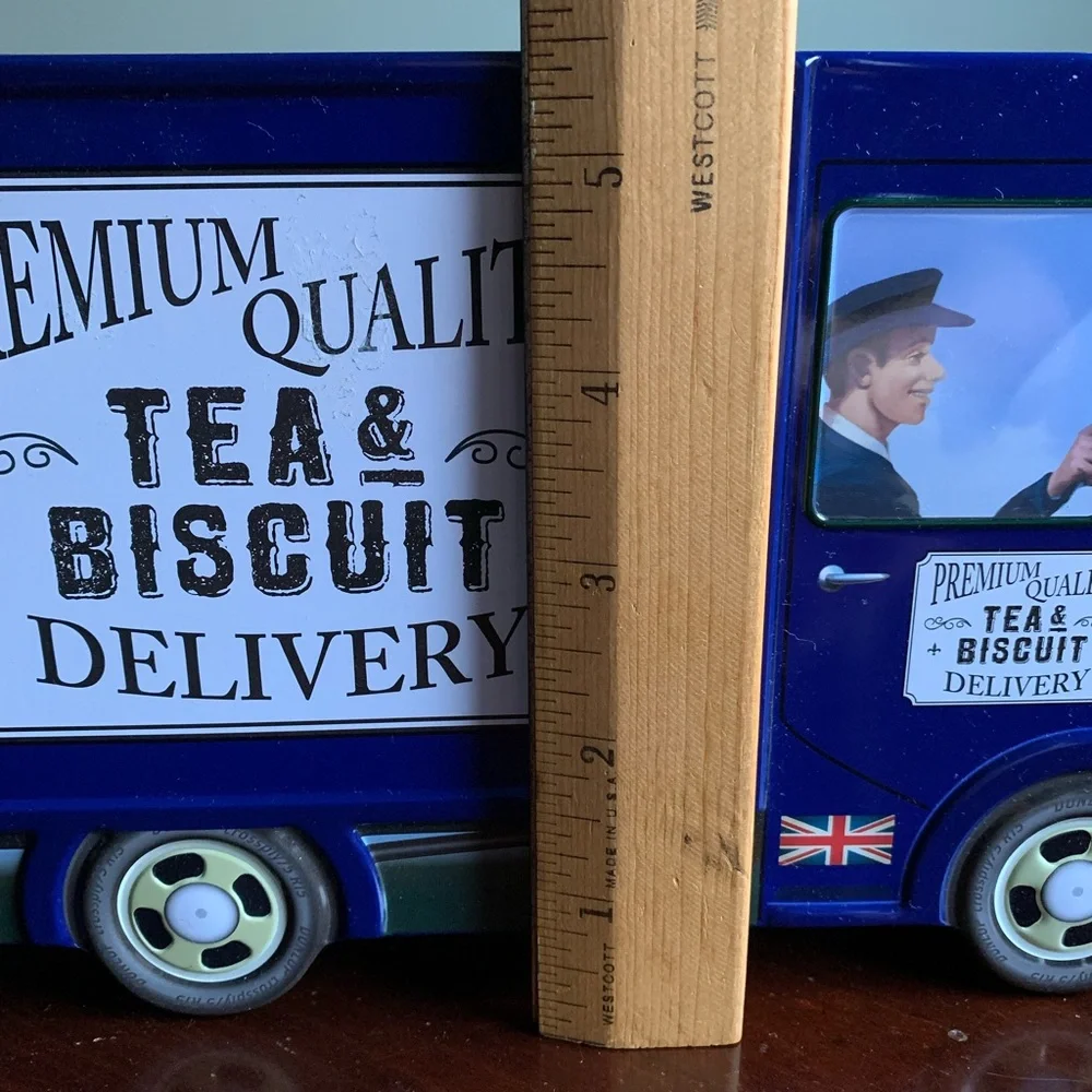 British Bus Metal Gift Tin with Lid - Picture 7 of 7